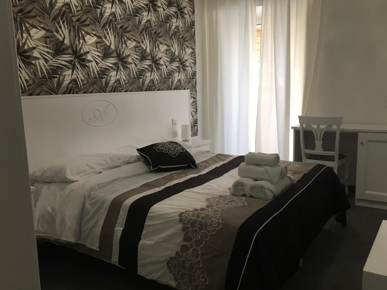 نابولي B&B Alambrado Rooms & Suites المظهر الخارجي الصورة