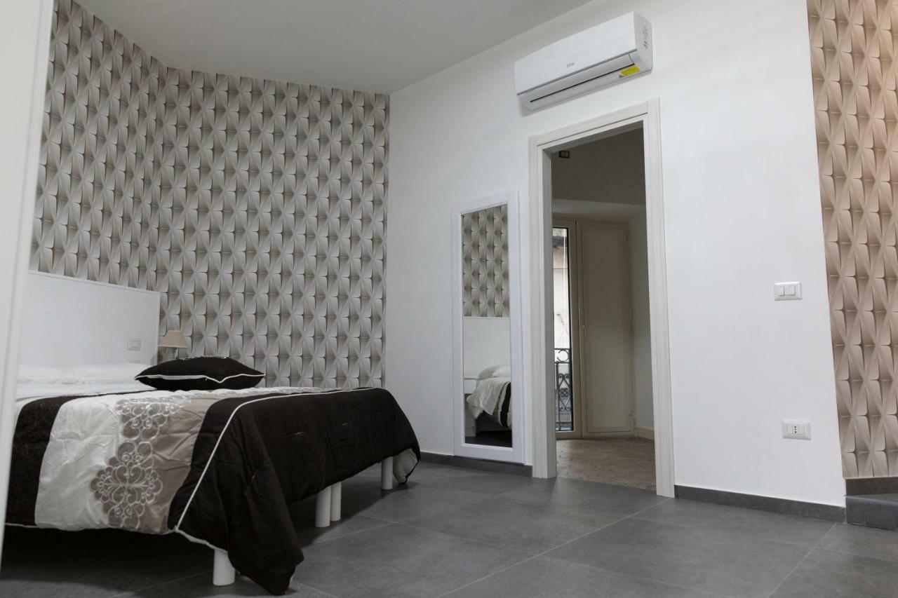 نابولي B&B Alambrado Rooms & Suites المظهر الخارجي الصورة